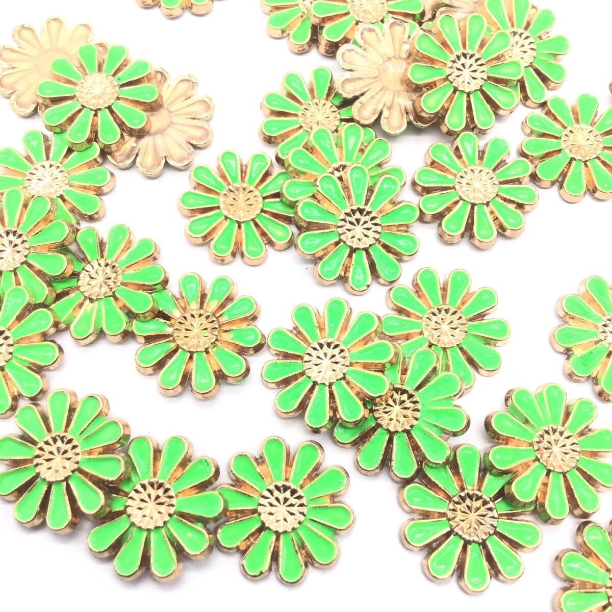 Aplique Metal Flor margarida verde Termo Colante C/50Un - Imagem 2