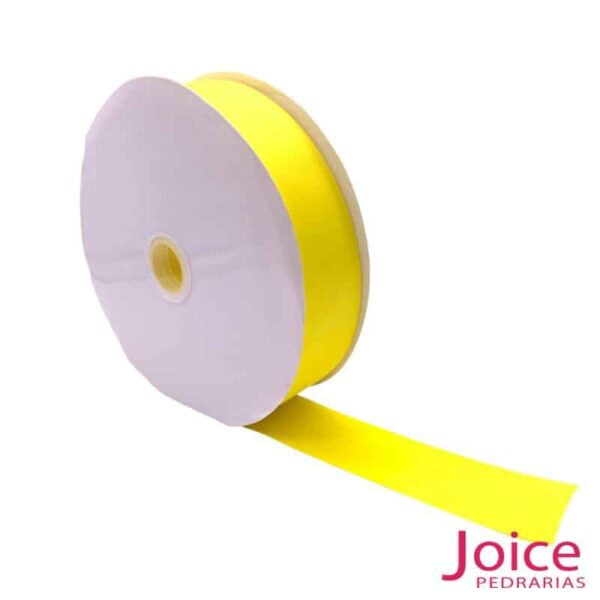 amarelo