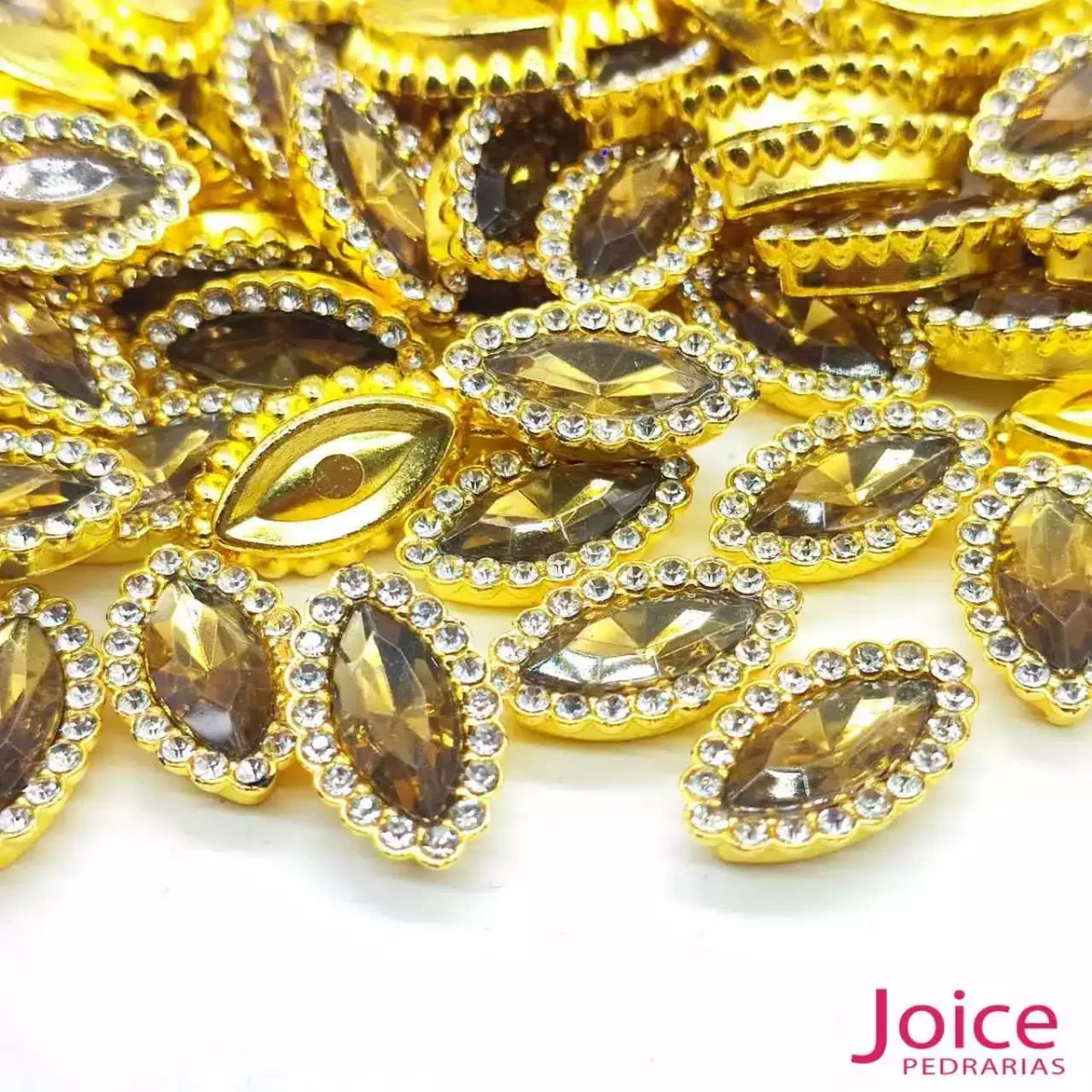 Chaton Navete Acrílico Com Base ABS dourado com Strass 7mm X 15mm C/1000-Unidades - Imagem 7