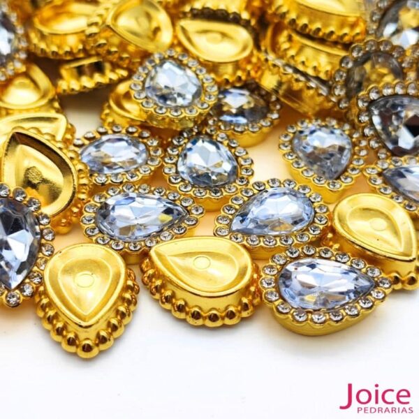 Chaton Gota Acrílico Com Base ABS dourado com Strass 13mm X 18mm C/500-Unidades