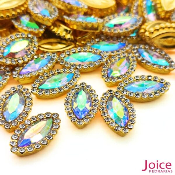 Chaton Navete Acrílico Com Base ABS dourado com Strass 7mm X 15mm C/1000-Unidades