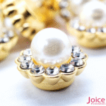 Chaton Redondo Com Pérola ABS dourado com Strass 10mm C/1000-Unidades - Imagem 2